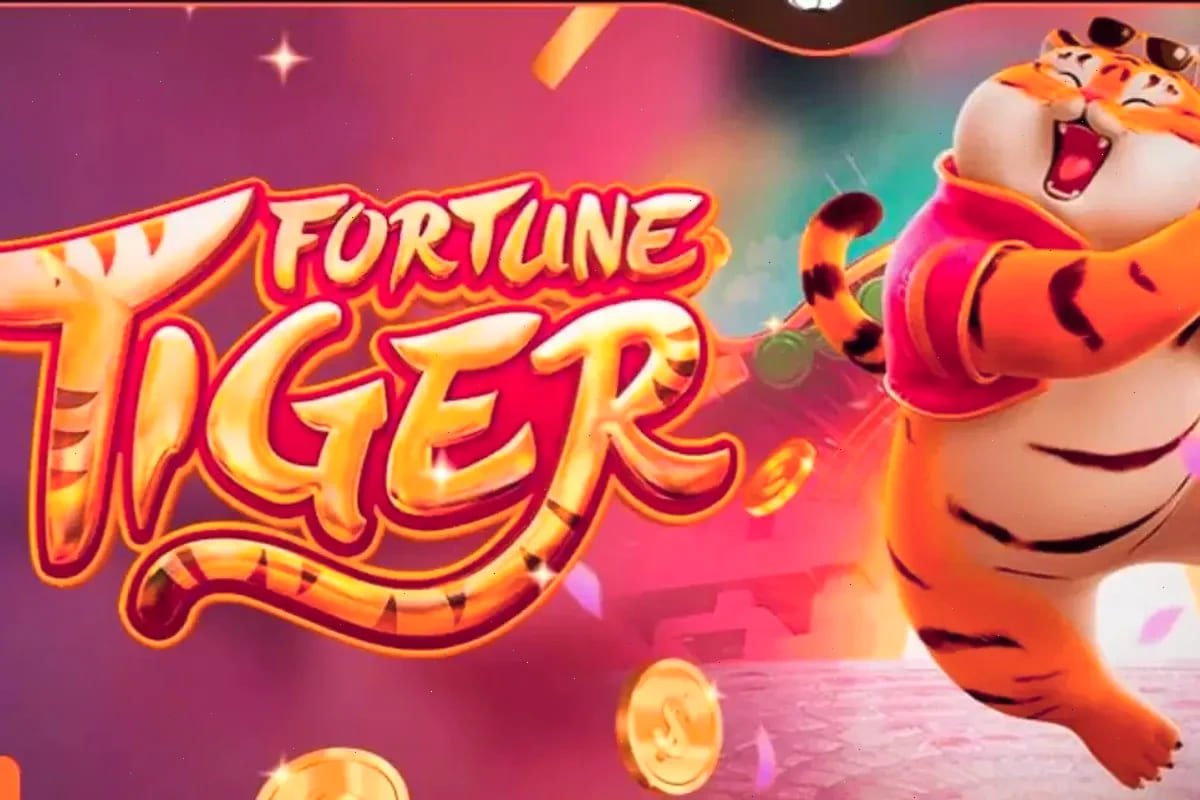 phlago apk casino game categories overview with slots and table game tiles